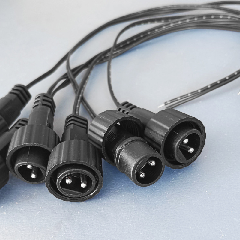 Buiten LED-connector met 2 pin - Outdoor Power Hub recensie en prijs